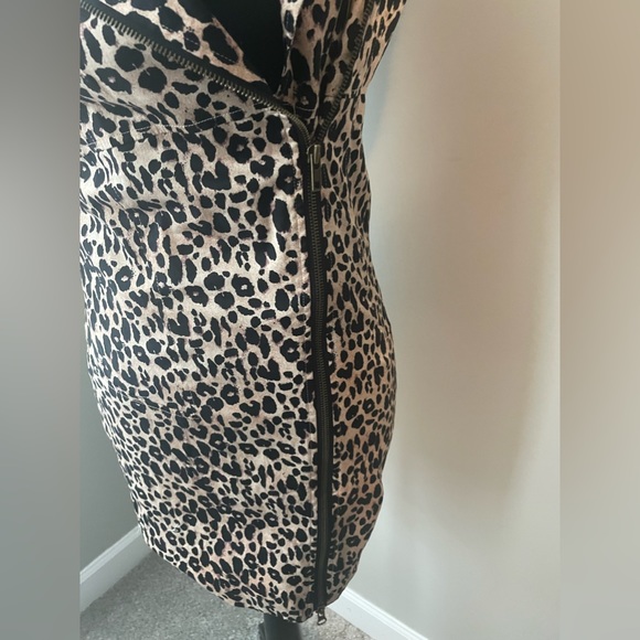 Medium Twenty One Leopard Print Zipper Dress - Picture 3 of 13